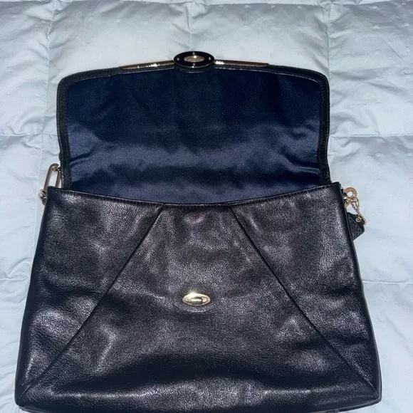 Coach Black Leather Shoulder Bag - Picture 4 of 9